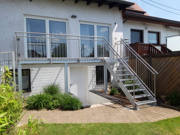 Balkone & Terassen -81-