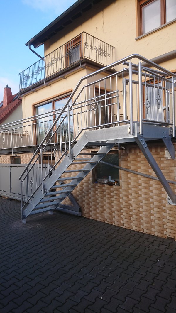 Treppen -84-